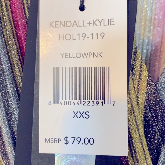 Kendall and Kylie LS Shirt - Picture 4 of 4